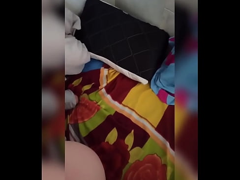 ❤️ Mano kambariokė lieka namuose viena, nes jos vyras atostogauja, o aš pasinaudoju proga ją išdulkinti ir užpildyti jos užpakalį pienu ☑ Porno video prie lt.porno-negrov.ru ️❤